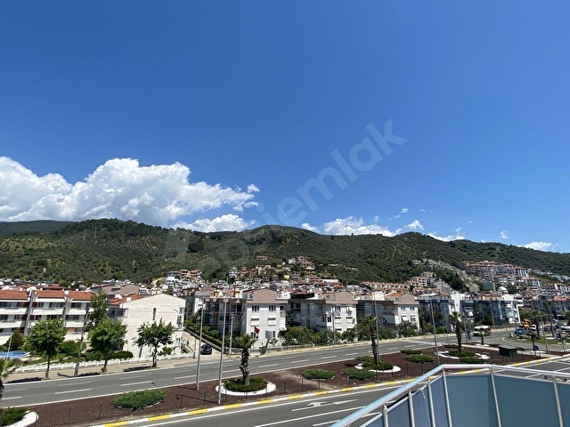 ALTINOLUK / YAĞCILAR DENİZ VE DAĞ MANZARALI 1+1 TERASLI DAİRE - Görsel 10