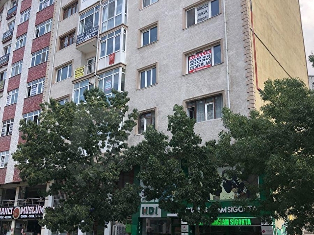 KURTULUŞ MAH.CUMHURİYET BUL. ADLİYE, VE TRAMVAY YAKINI ARAKAT BAKIMLI KİRALIK 3+1 DAİRE - Görsel 2
