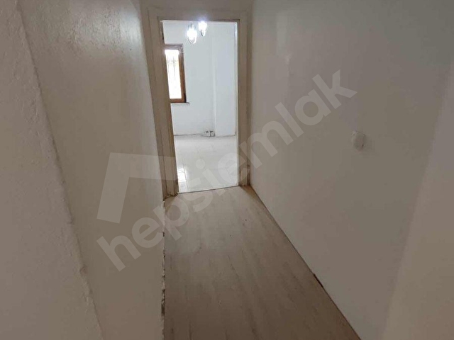 GÜLBAHAR MH ÇİL SOKAKTA KİRALIK GİRİŞ KAT - Görsel 3
