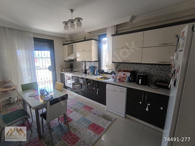 ZEMAKS EMLAKTAN 14MAYIS MAHALLESİNDE SATILIK 3+1 GİRİS KATI DAİRE
