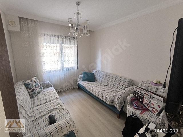 ZEMAKS EMLAKTAN 14MAYIS MAHALLESİNDE SATILIK 3+1 GİRİS KATI DAİRE - Görsel 7