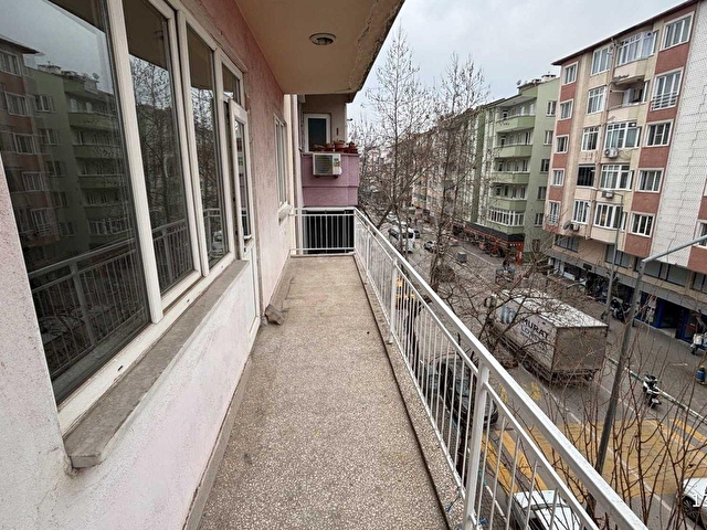 Remax Midden Yarış Ortaokulu Karşısı 2+1 Ara Kat Kiralık Daire - Görsel 18