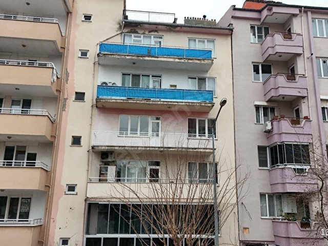 Remax Midden Yarış Ortaokulu Karşısı 2+1 Ara Kat Kiralık Daire