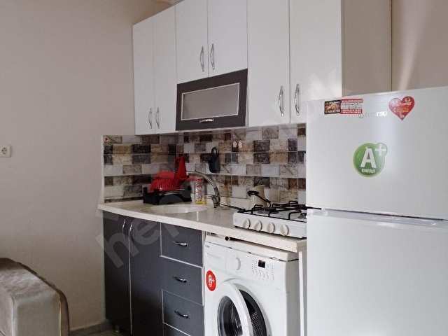 BARAJYOLUNDA CADDEYE YAKIN EŞYALI KİRALIK BAHÇELİ 1+1 DAİRE - Görsel 18