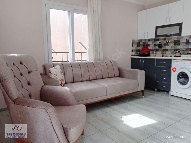 BARAJYOLUNDA CADDEYE YAKIN EŞYALI KİRALIK BAHÇELİ 1+1 DAİRE - Görsel 2