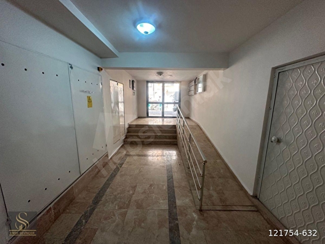 SEVİNÇERDEN SÜTLÜCEDE AND. ÜNİ. YANI BALKONLU LÜX EŞYALI 1+1 KİRALIK DAİRE - Görsel 4
