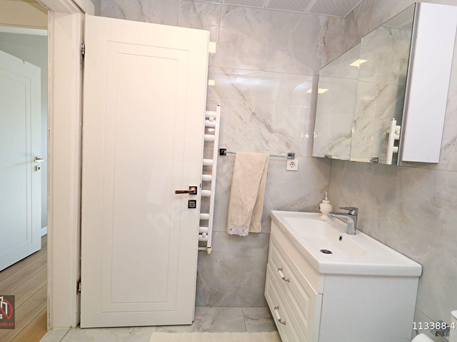 EMRE EMLAKTAN BANKA BLOKLARINDA PANORAMİK MANZARALI MASRAFSIZ YAPILI 3+1 SATILIK DAİRE - Görsel 21