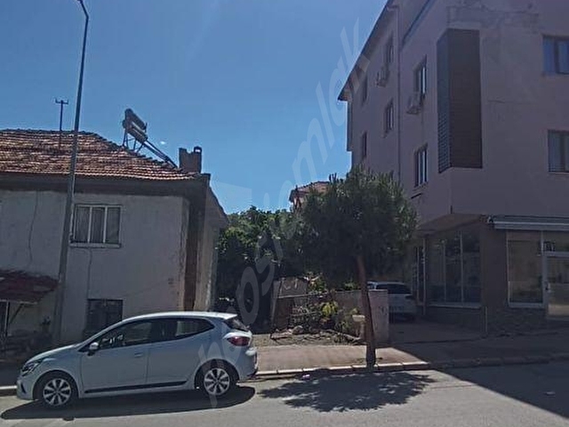 HONAZ MERKEZ HASTANE KARŞISI CADDEDE KAT KARŞILIĞI SATILIK ARSA