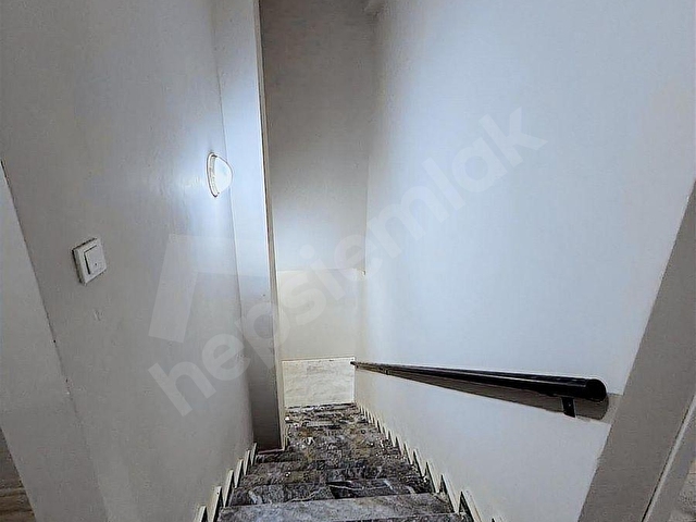 Kiralık Zemin Kat Ters Dubleks 3+1 Konforlu Yaşam Fırsatı - Görsel 17