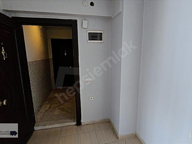 Kuşadası Davutlar Merkezde Kiralık 2+1 Daire - Görsel 3