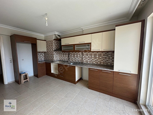 REALLIFE OFFICE’DEN SELÇUKBEY’DE KİRALIK GENİŞ 3+1 DAİRE