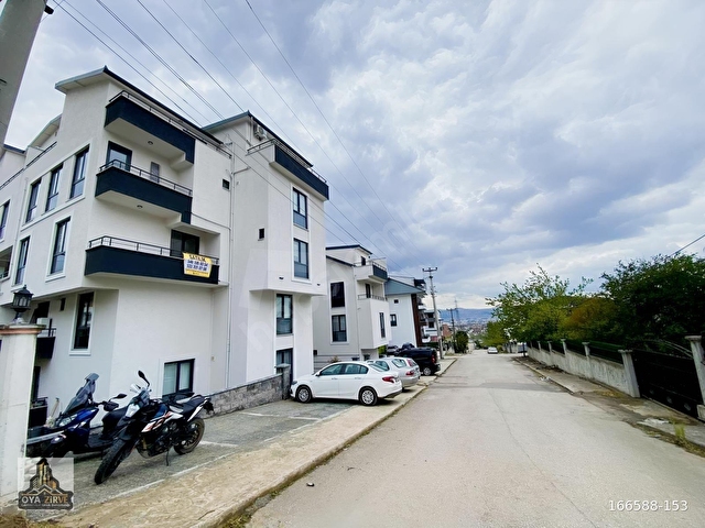 BAŞİSKELEDE 2 BLOKLU BUTİK SİTE İÇERİSİNDE 2+1 ARA KAT DAİRE - Görsel 9
