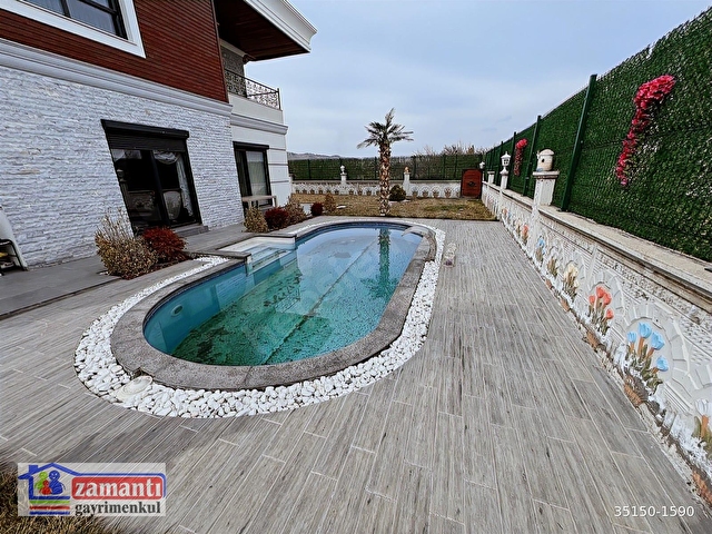 230 m2 ,5 Oda,Lüks Yapılı,575 m2 Arsalı,HAVUZLU Villa - Görsel 6