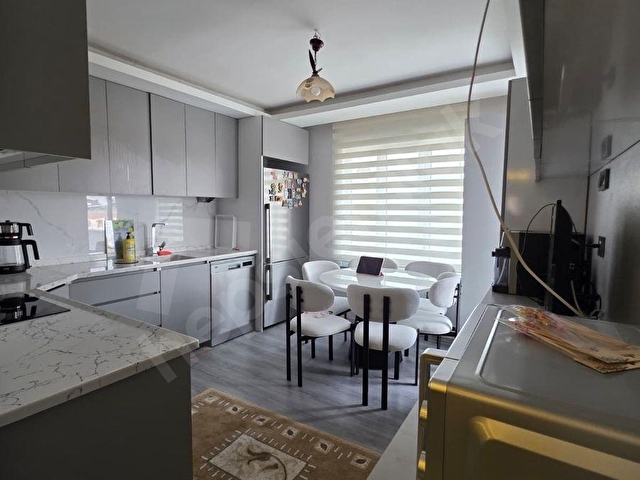 İNCEOĞLUNDAN HAMİDİYEDE SIFIR TADİLATLI LÜKS 3+1 SATILIK DAİRE - Görsel 11