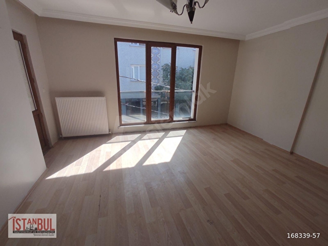 KAYIŞDAĞI MAHALLESİNDE ARAKAT 2+1 ÇİFT BALKONLU SATILIK DAİRE - Görsel 2