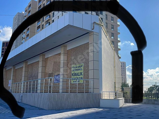 ÇINAR DAN BAHÇEŞEHİR ISP.KULE BİZİMEVLER 10 KİRALIK 220 M²İŞYERİ