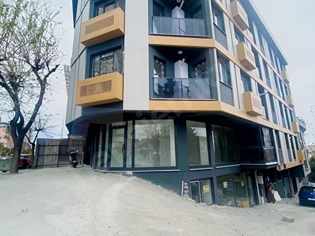 BULVAR ÜZERİ ANA CADDEDE KÖŞEBAŞI SIFIR İŞYERİ