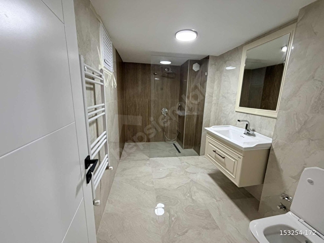 BORNOVA ZAFER CADDESİNDE TAMAMI SIFIR TADİLATLI 3+1 FIRSAT DAİRE - Görsel 28