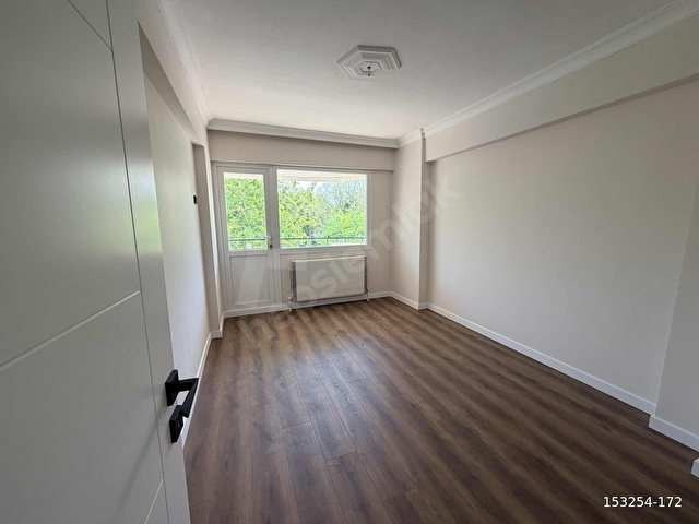 BORNOVA ZAFER CADDESİNDE TAMAMI SIFIR TADİLATLI 3+1 FIRSAT DAİRE - Görsel 13