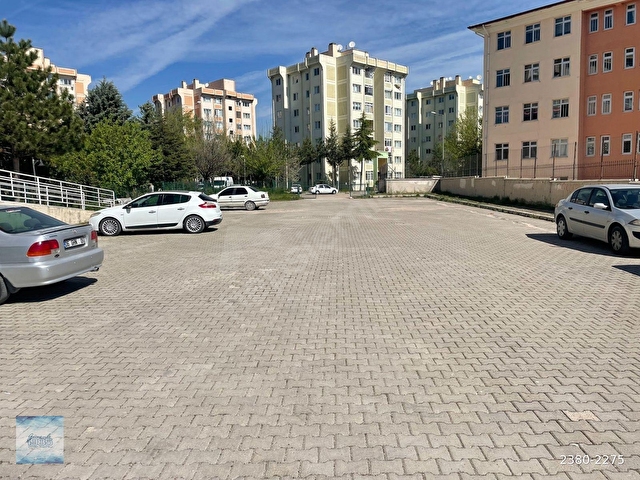 SİNCAN YENİKENT ORTAKENT TOKİ 1+1 MOBİLYALI 3. KAT ÖNÜ AÇIK - Görsel 4