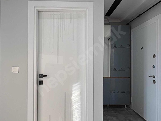 ARNAVUTKÖY DEVLET HASTANESİNE YAKIN SATILIK 2.KAT 2+1 90M2 - Görsel 5