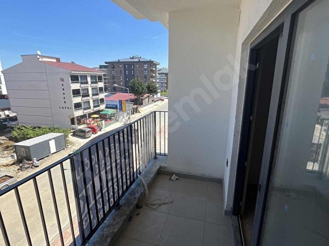 HEKİMOĞLUNDAN ANA CADDE ÜZERİ HARİKA KONUMDA SIFIR 2+1 - Görsel 20