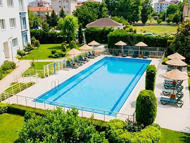 LOCA SATIŞ OFİSİNDEN METROYA YÜRÜME KISMİ EŞYALI 1+1 KİRALIK - Görsel 20