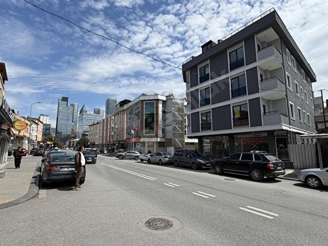 ATAŞEHİR FİNANS MERKEZİ 3+1 SIFIR CADDE ÜZERİ KAPALI OTOPARKLI