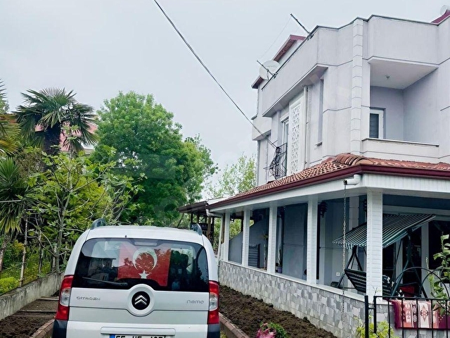 DEREKÖYDE SATILIK 160 M2 TRİPLEKS YAZLIK - Görsel 2
