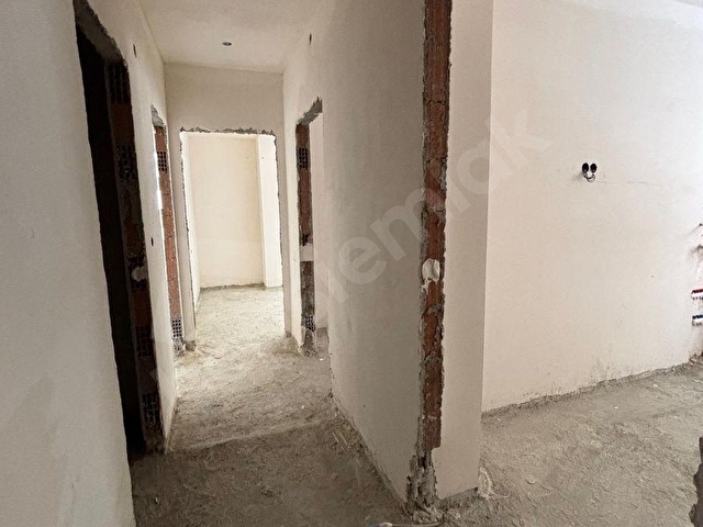KAHVECİ GYMDEN ACİL SATILIK FIRSAT 2+1 YÜKSEK GİRİŞ DAİRE - Görsel 4