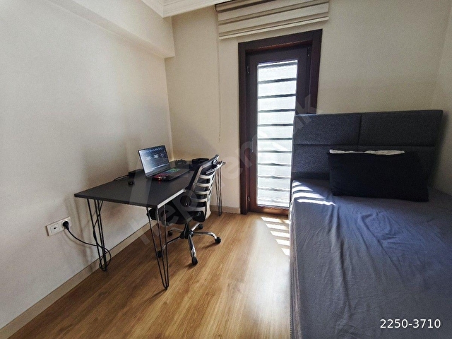 GARDENDEN GAZİ YAKINI GENÇ BİNADA KATTA BAKIMLI ÇOK GENİŞ 1+1 DAİRE - Görsel 9