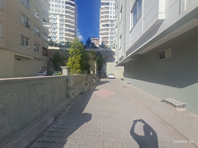 ŞEHİR MANZARALI 4+1 UYGUN KİRALIK DAİRE - Görsel 2
