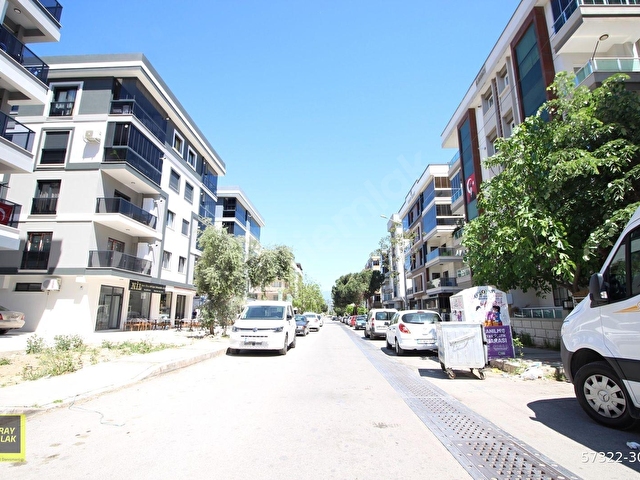 KURAYDAN GAZİ MAHALLESİNDE 85m² BACALI DEPOLU DÜKKAN KD-91