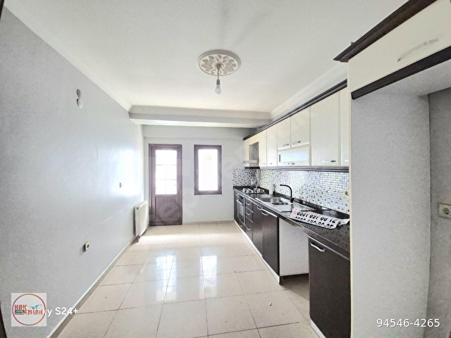 Hak Emlaktan Şerefiye Mah Şehrin Göbeğinde Kiralık 3+1 Daire - Görsel 6