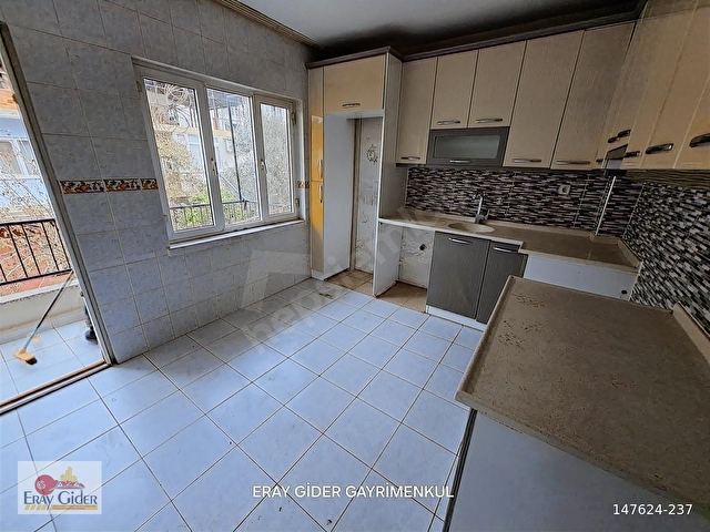 ZAFER MAHALLESİ-PAZAR YANI-KÖŞE BAŞI-BANYO -MUTFAK YENİ YAPILI - Görsel 2