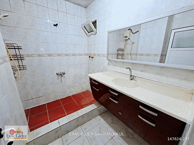 ZAFER MAHALLESİ-PAZAR YANI-KÖŞE BAŞI-BANYO -MUTFAK YENİ YAPILI - Görsel 5