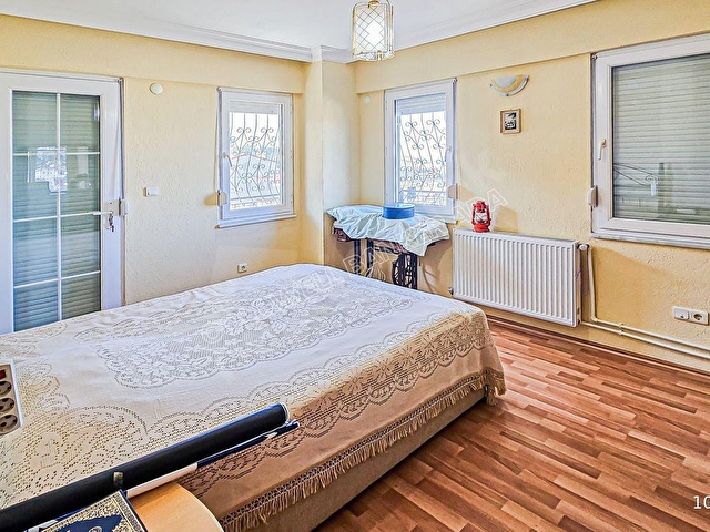 Kuşadasında Deniz Manzaralı 7+2 Müstakil Villa - Görsel 27