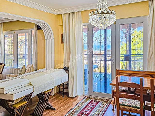 Kuşadasında Deniz Manzaralı 7+2 Müstakil Villa - Görsel 21
