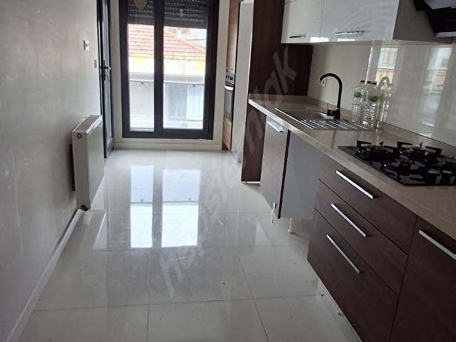 Nergiz İzbana Yakın Asansörlü Doğalgazlı Kiralık 3+1 Yeni Daire - Görsel 3
