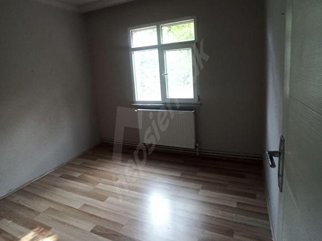 ZONGULDAK EREĞLİ KIRMACI MAHALLESİ OKULLAR BÖLGESİNDE SAHİLE YAKIN ANA YOL KENARI 3+1 KİRALIK DAİRE - Görsel 23
