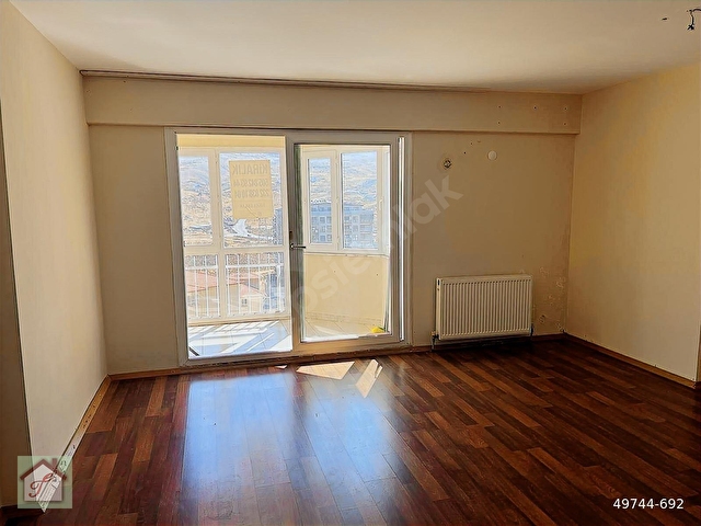 Kent-2de kiralık 3+1 ara kat, temiz manzaralı, site içi daire - Görsel 6