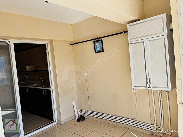 Kent-2de kiralık 3+1 ara kat, temiz manzaralı, site içi daire - Görsel 10