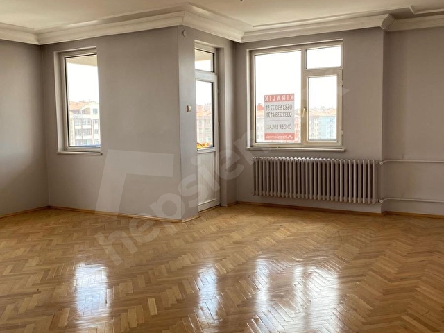 KULE SİTE YANINDA EMNİYET KARŞISI NDA MUSALLA BAĞLARI MAHALLESİNDE 3+1 KİRALIK GENİŞ DAİRE - Görsel 18