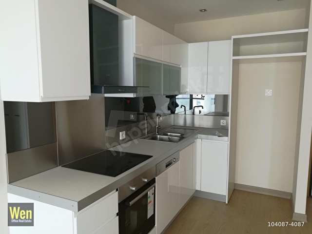 Ataşehir Brandium 1+1 Kiralık Boş Daire Deniz ve Havuz Manzaralı Eşyasız - Görsel 5