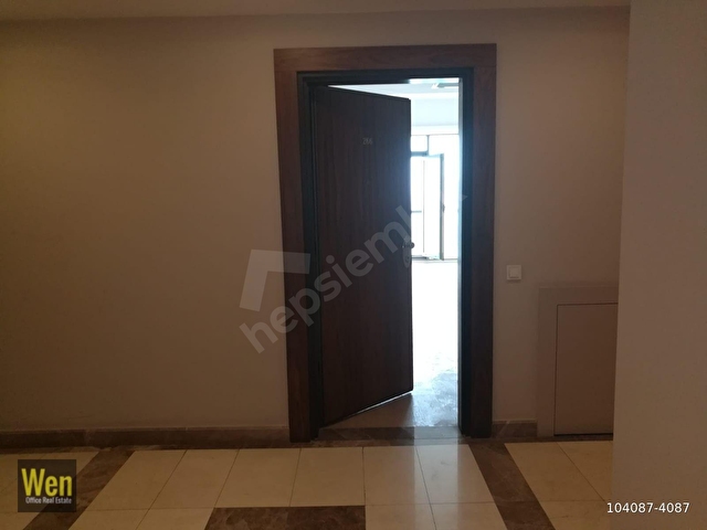 Ataşehir Brandium 1+1 Kiralık Boş Daire Deniz ve Havuz Manzaralı Eşyasız - Görsel 3