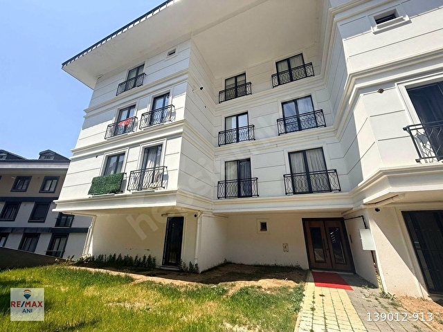 Çengelköy Güzeltepe De Yeni Binada Ferah Satılık 2+1 Daire
