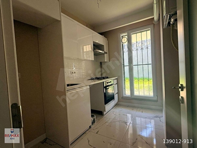 Çengelköy Güzeltepe De Yeni Binada Ferah Satılık 2+1 Daire - Görsel 16