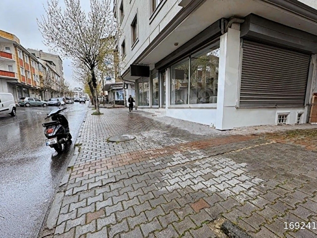İNÖNÜ MAH SATILIK KÖŞE BAŞI DEPOLU DÜKKAN