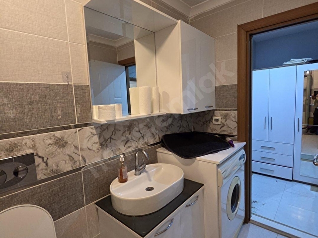 ADLİYENİN HEMEN ARKASINDA 2+1 FULL EŞYALI DAİRE - Görsel 12