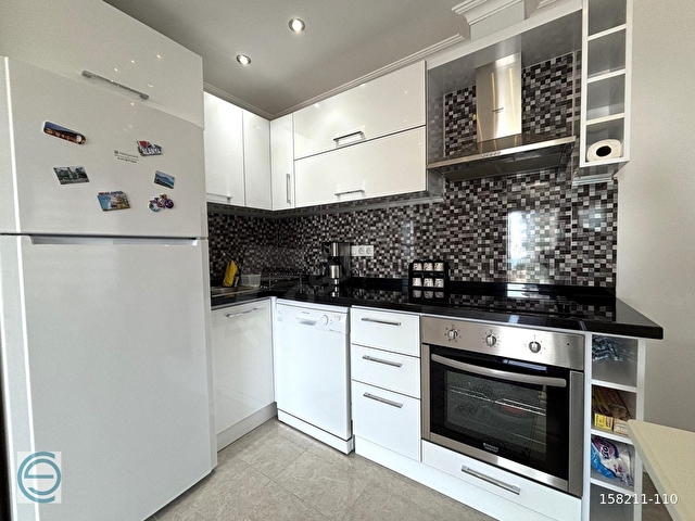 MAHMUTLARDA DENİZ MANZARALI LÜX EŞYALI GENİŞ 1+1 DAİRE - Görsel 21